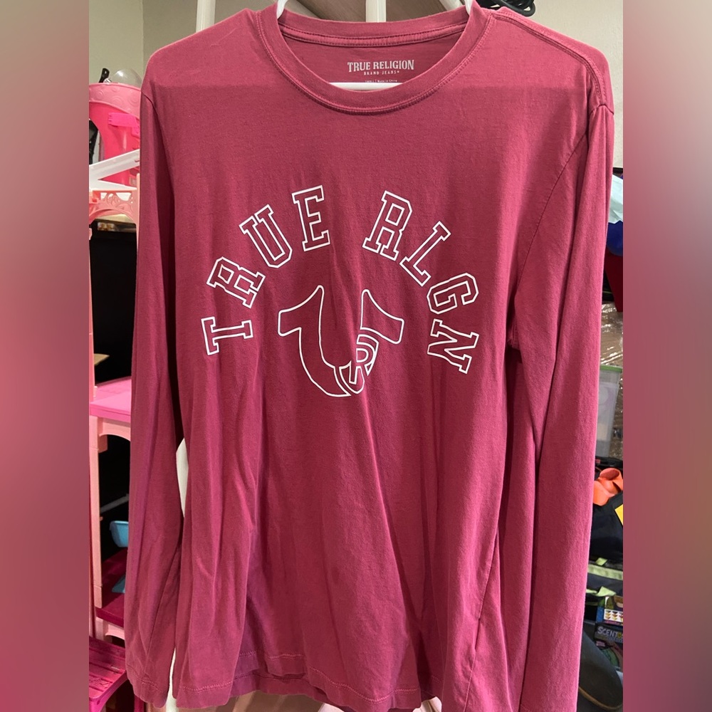 Red True religion long sleeve size small